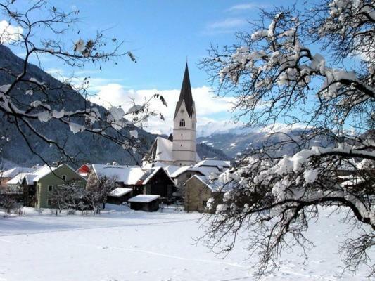 Frühstückspension Kirchenwirt Obervellach Exterior foto